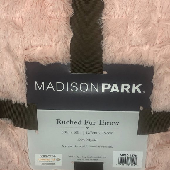 Madison Park BLUSH Ultra Soft Ruched Faux Fur Throw Blanket PINK 50X60" New - Picture 2 of 8
